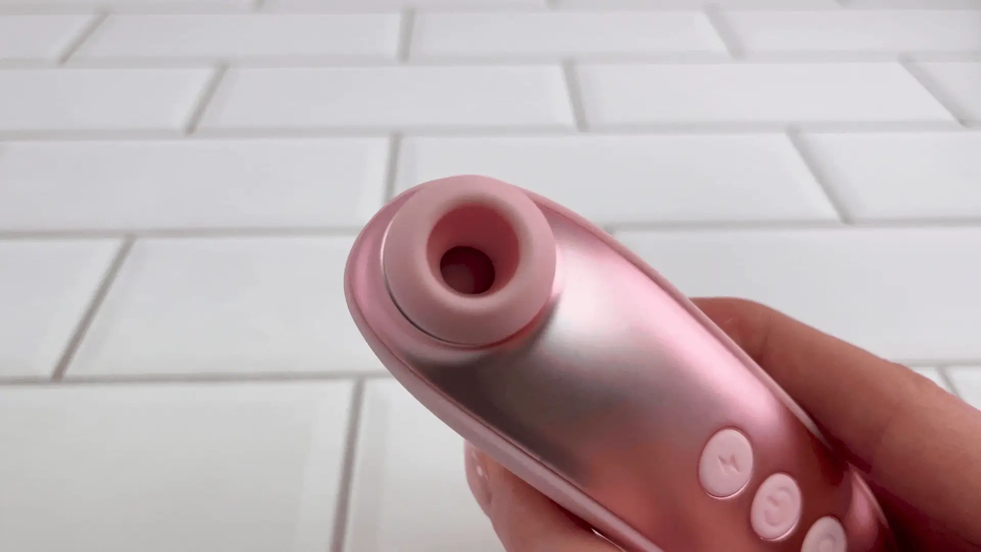 Luxury Air Pulse Toy with 3 Attachments - Mimics Oral Sex for Fast Orgasms! - Image 7