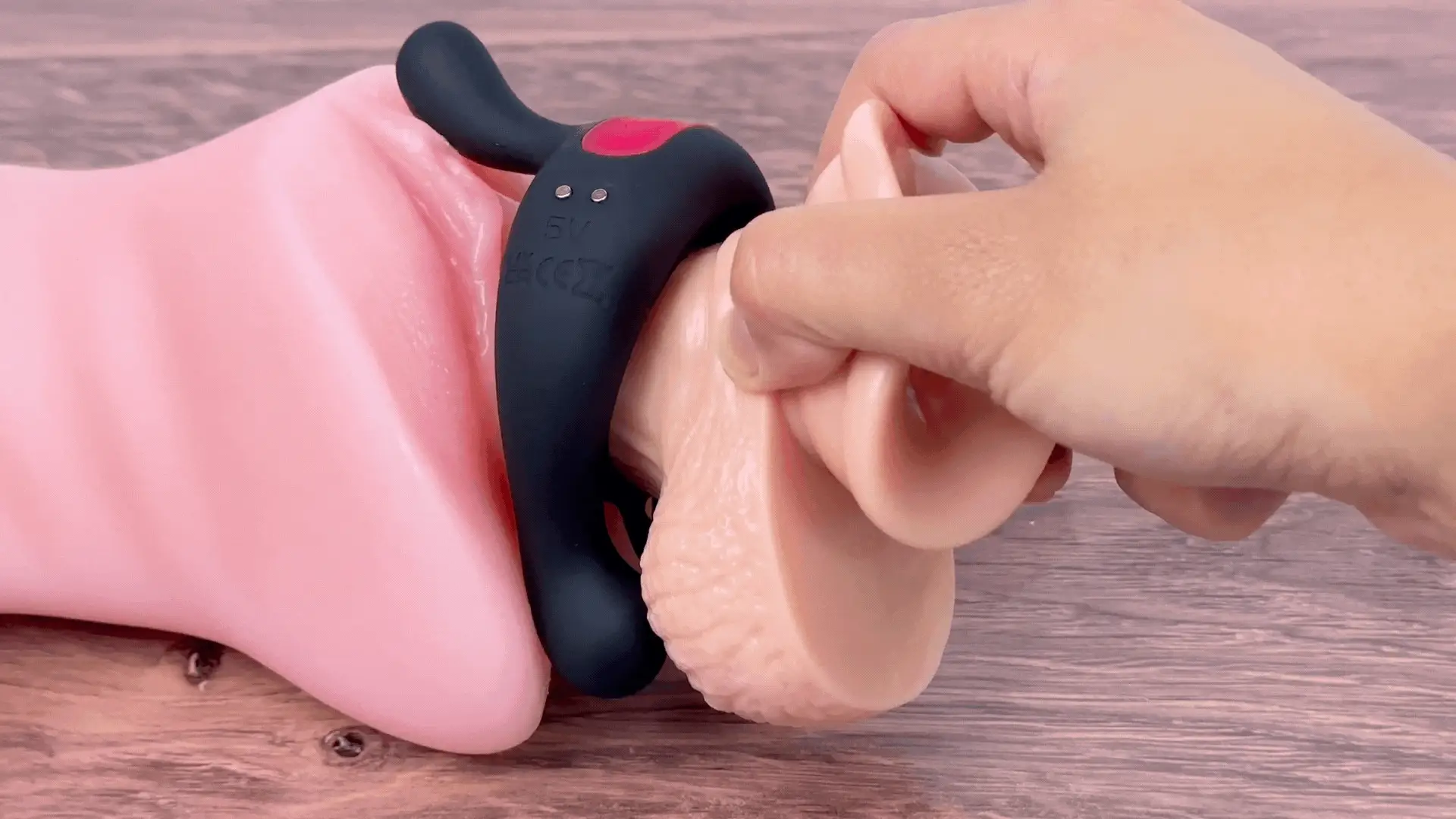 Amante Clit Teasing & Ball Massaging Double Head Cock Ring - Image 6