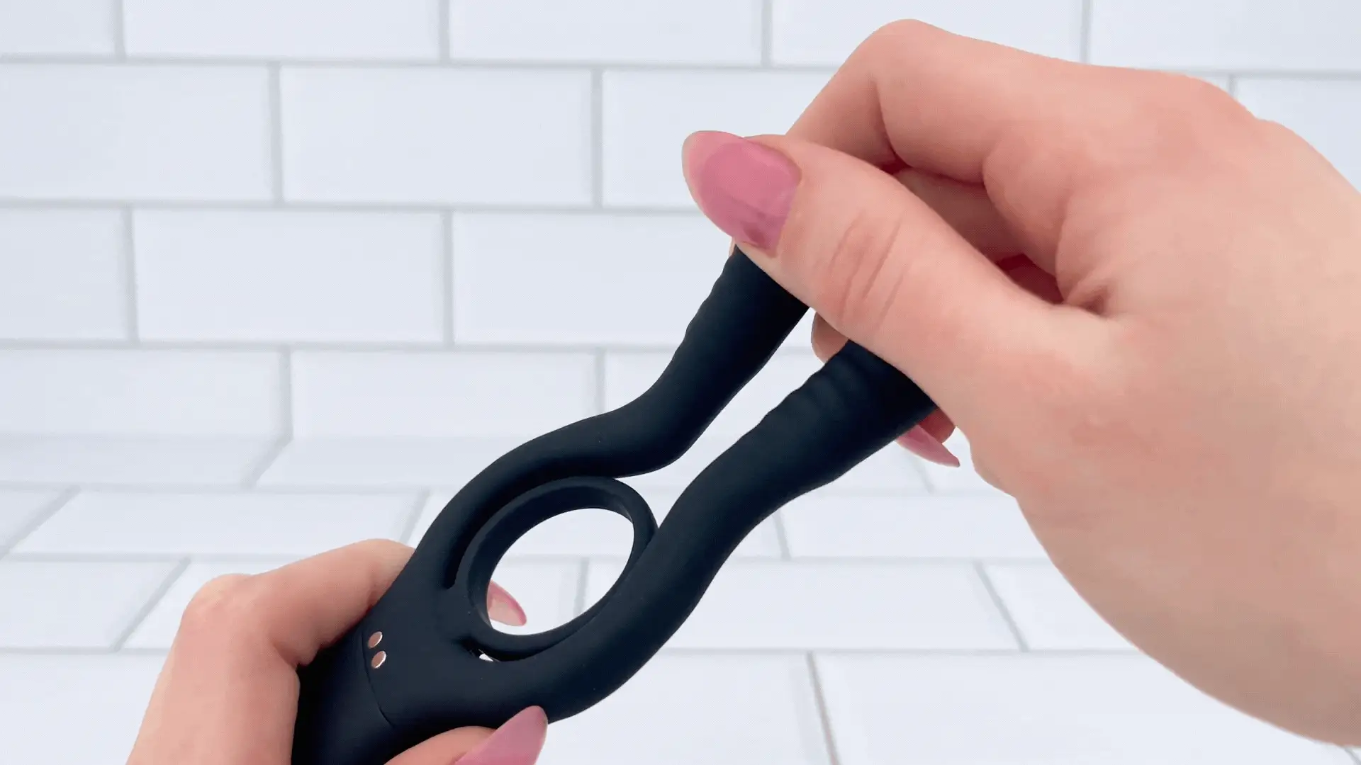 The Dual-Action Clit & Ball Vibrating Cock Ring - Image 8