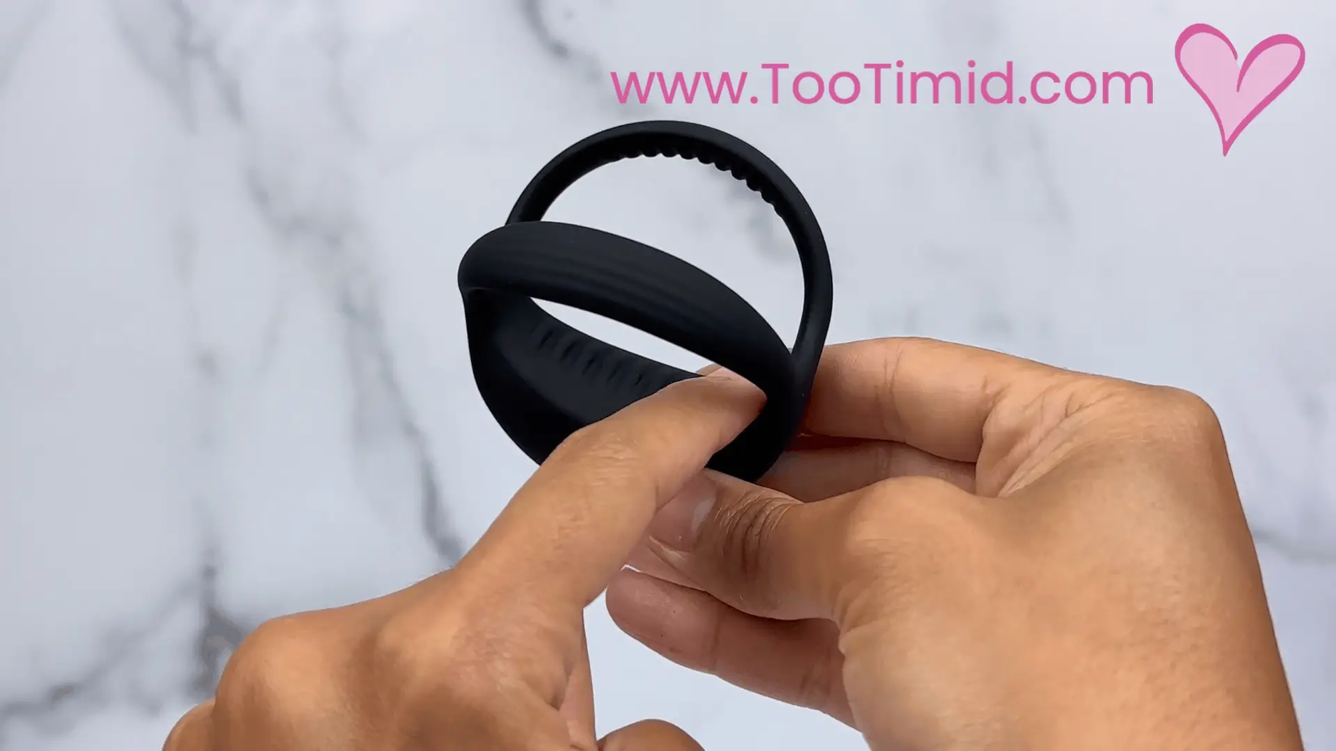 ADMIRE Dual Silicone Vibrating C-Ring with Remote - Image 10