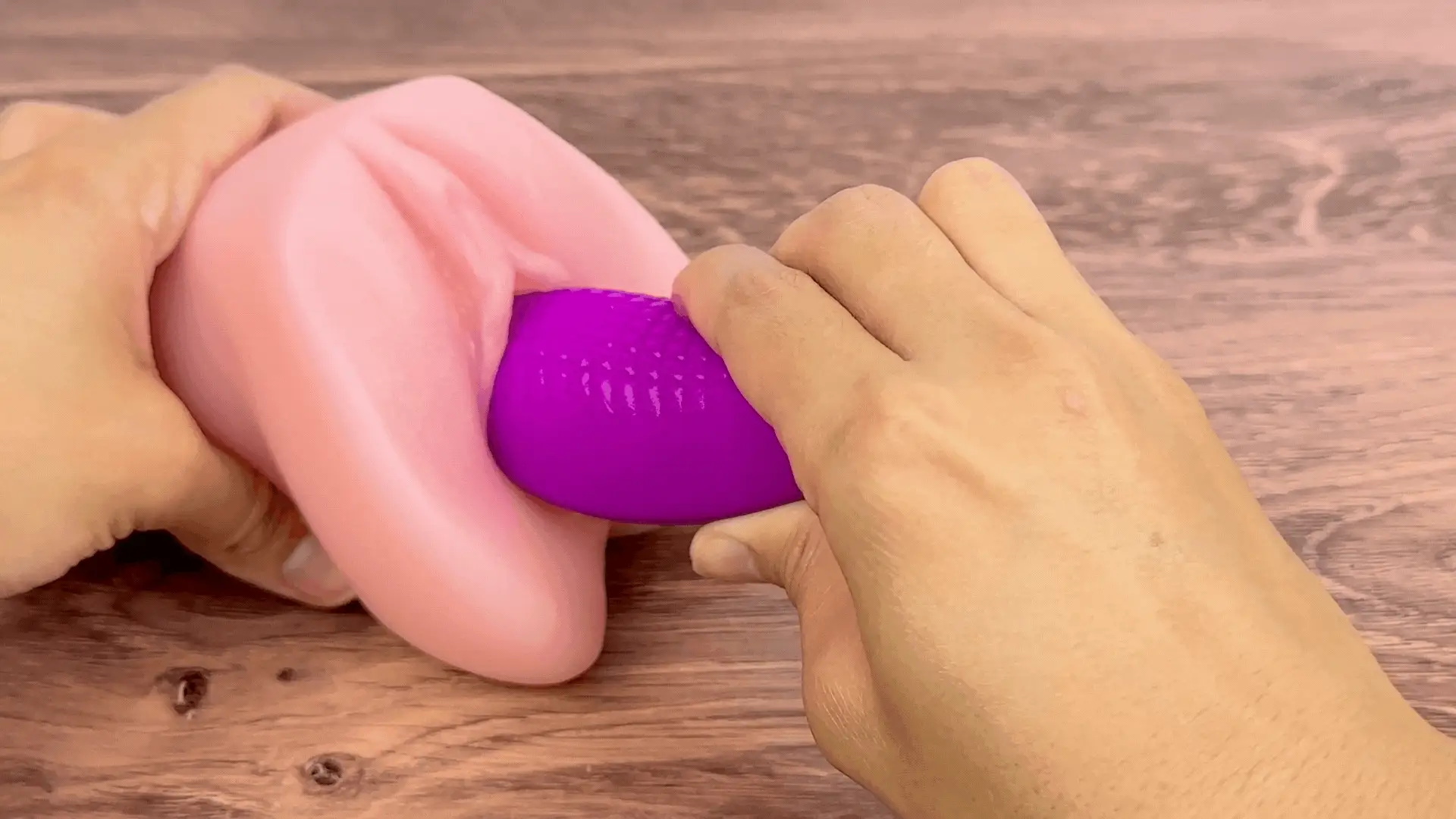 Duo Tease High Intensity Clit Sucker & Vibrator - Image 5