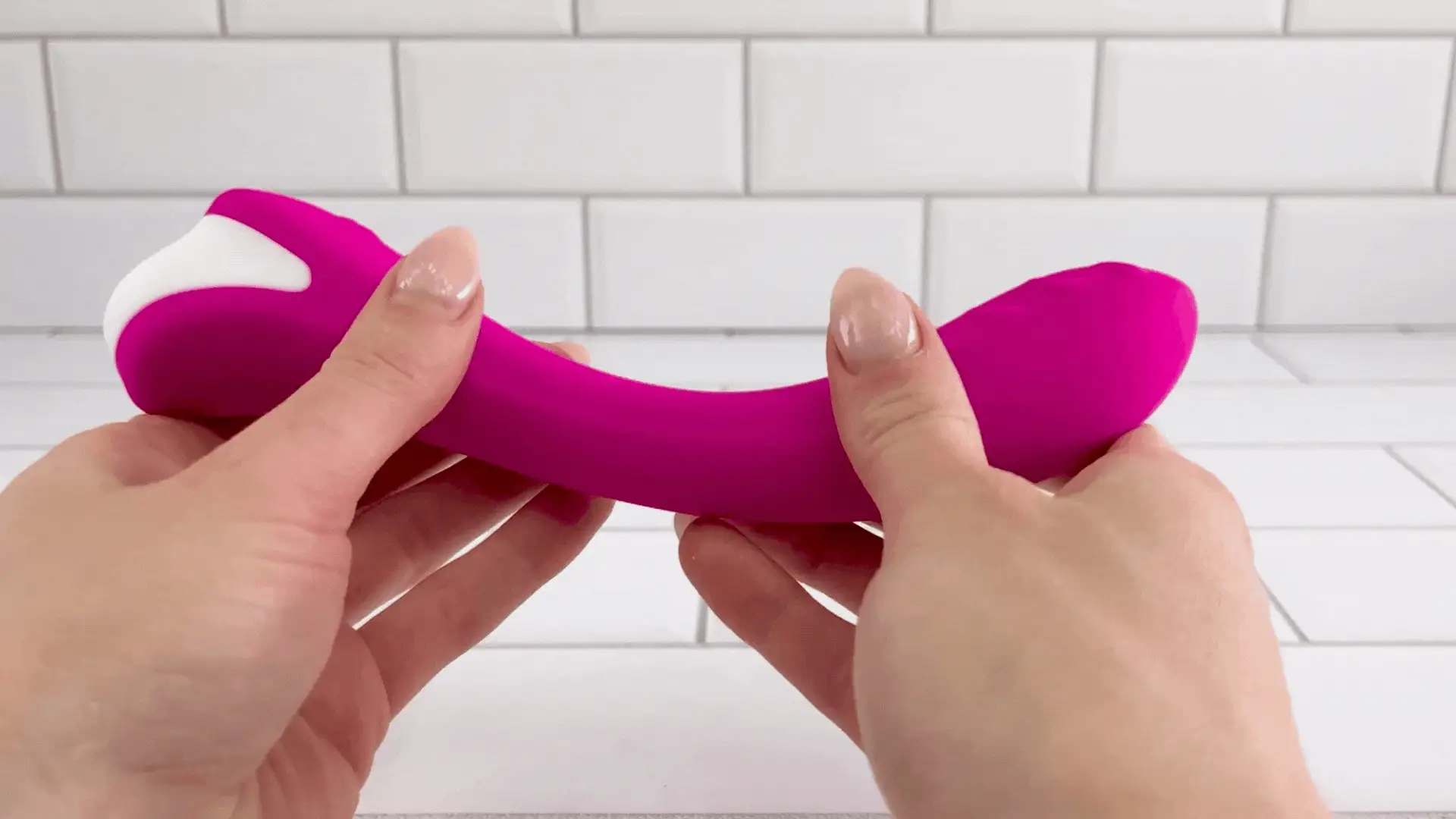 G-Form Deluxe - Extra Strong G-Spot Wand Massager - Image 4