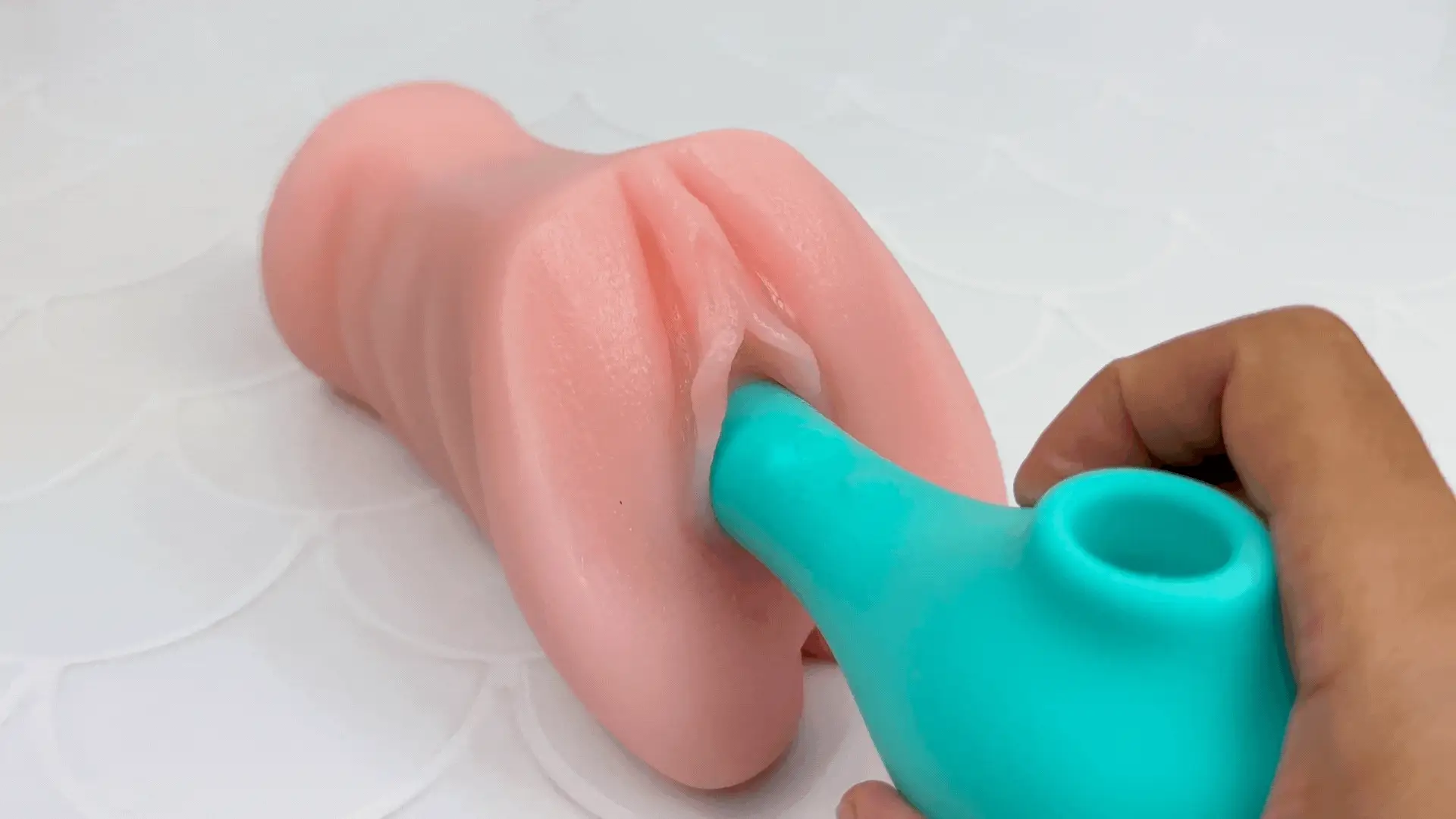 Engrace Dual-Ended Rapid Flickering Clit Massager & G-spot Vibe - Image 8