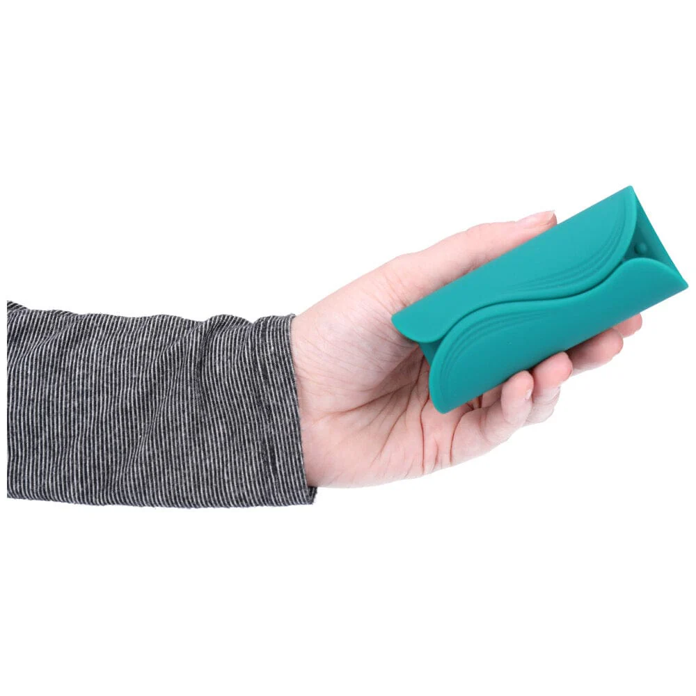 Vibrating Ribbed Silicone Penis Gripper Stroker | Rechargeable HJ & BJ Aide - Image 5