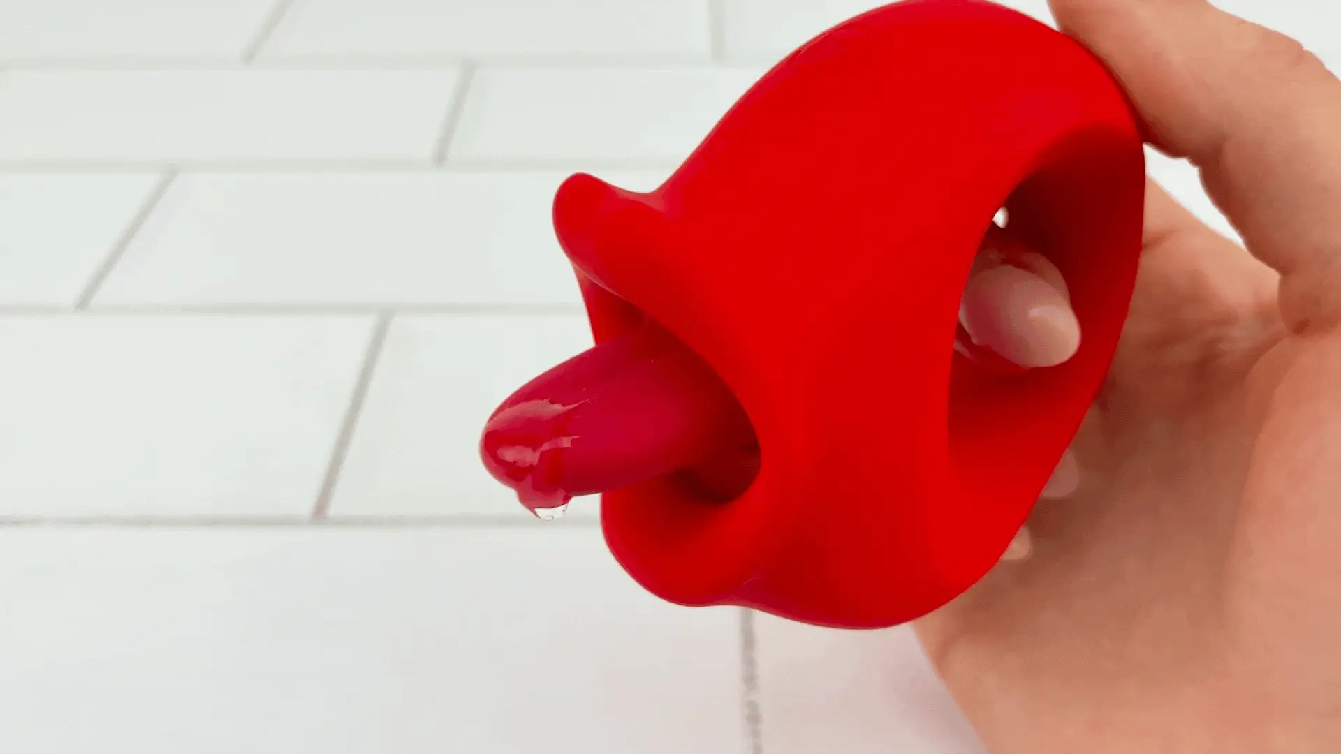 Handheld Licking Vibrator - Soft, Bendable Tongue! - Image 9