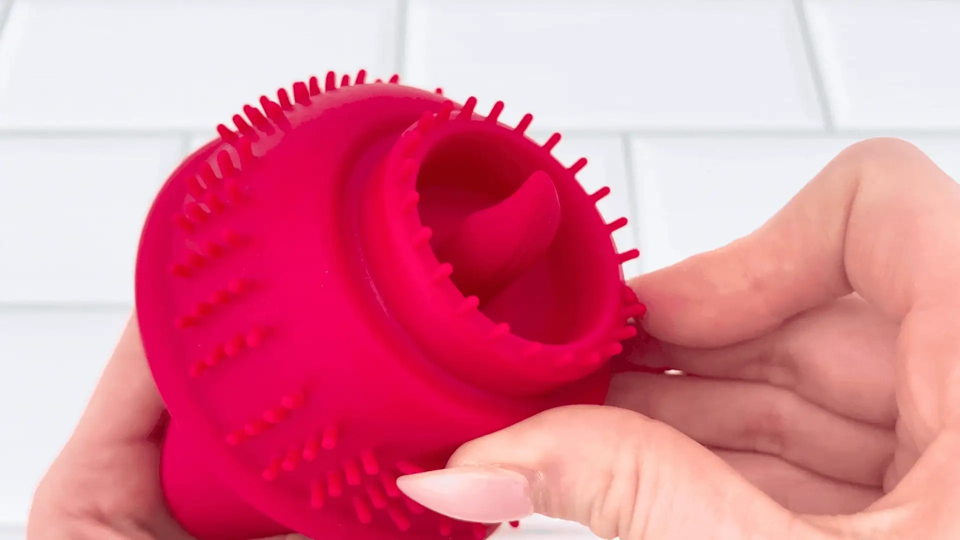 Velour Kiss Clitoral Stimulator - Doubles as a Breast Pump and Vibrator! - Image 4