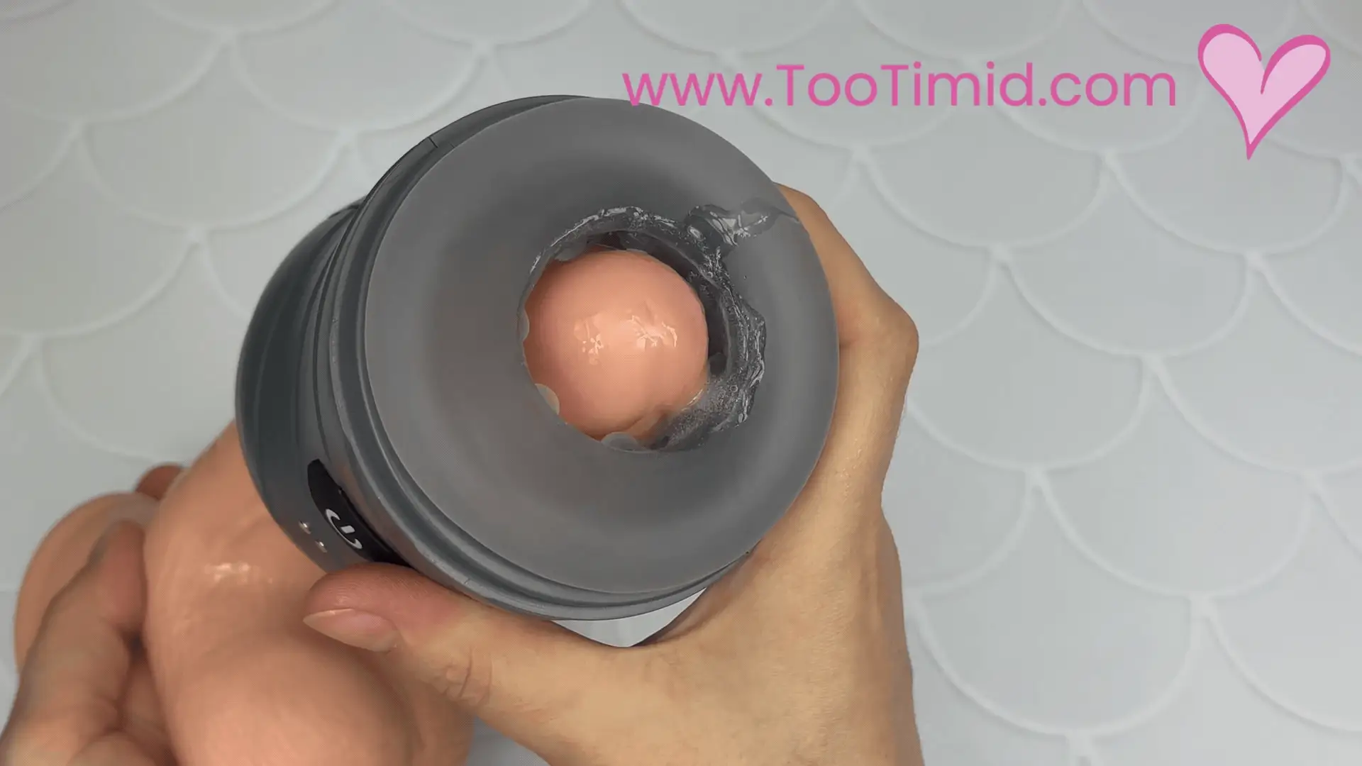 Rechargeable Cock Sucking Masturbation Cup - Image 6