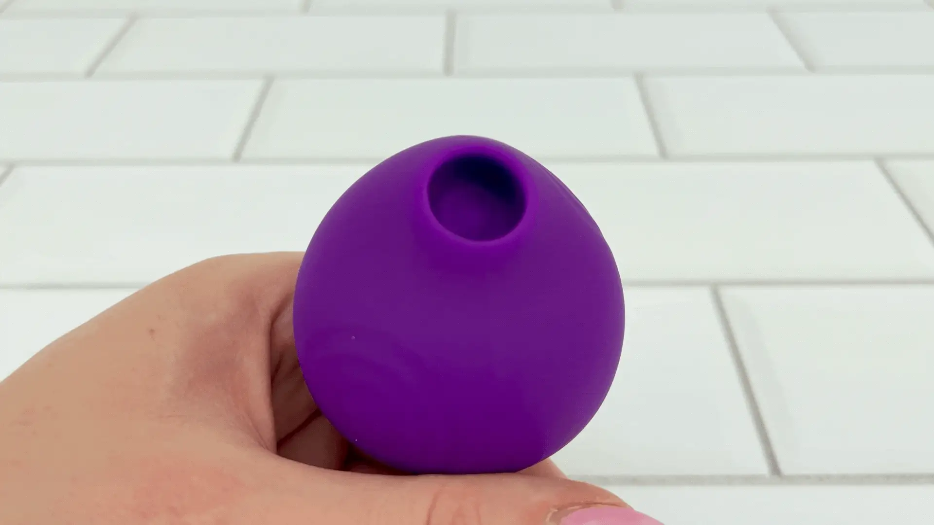 KISS Mini Air Pulse Clit Kissing Vibrator - Image 2