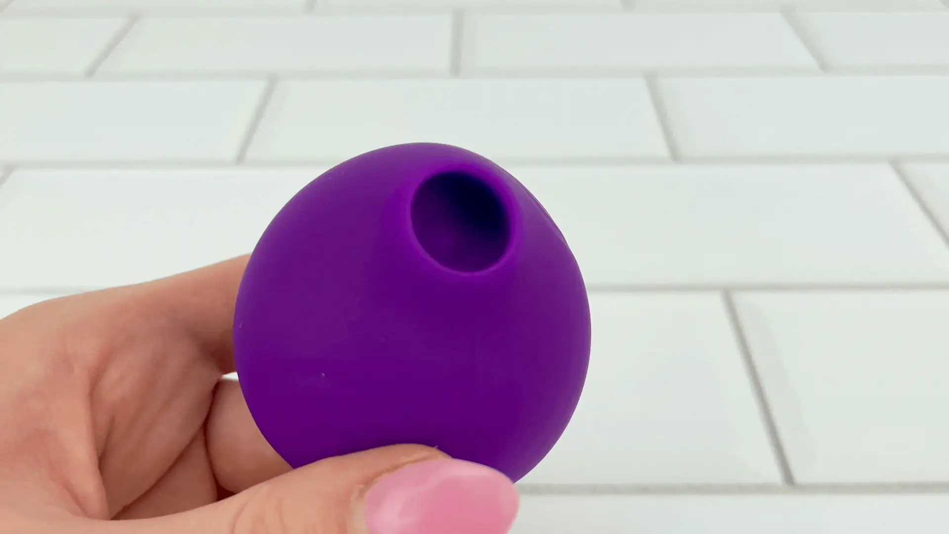KISS Mini Air Pulse Clit Kissing Vibrator - Image 4