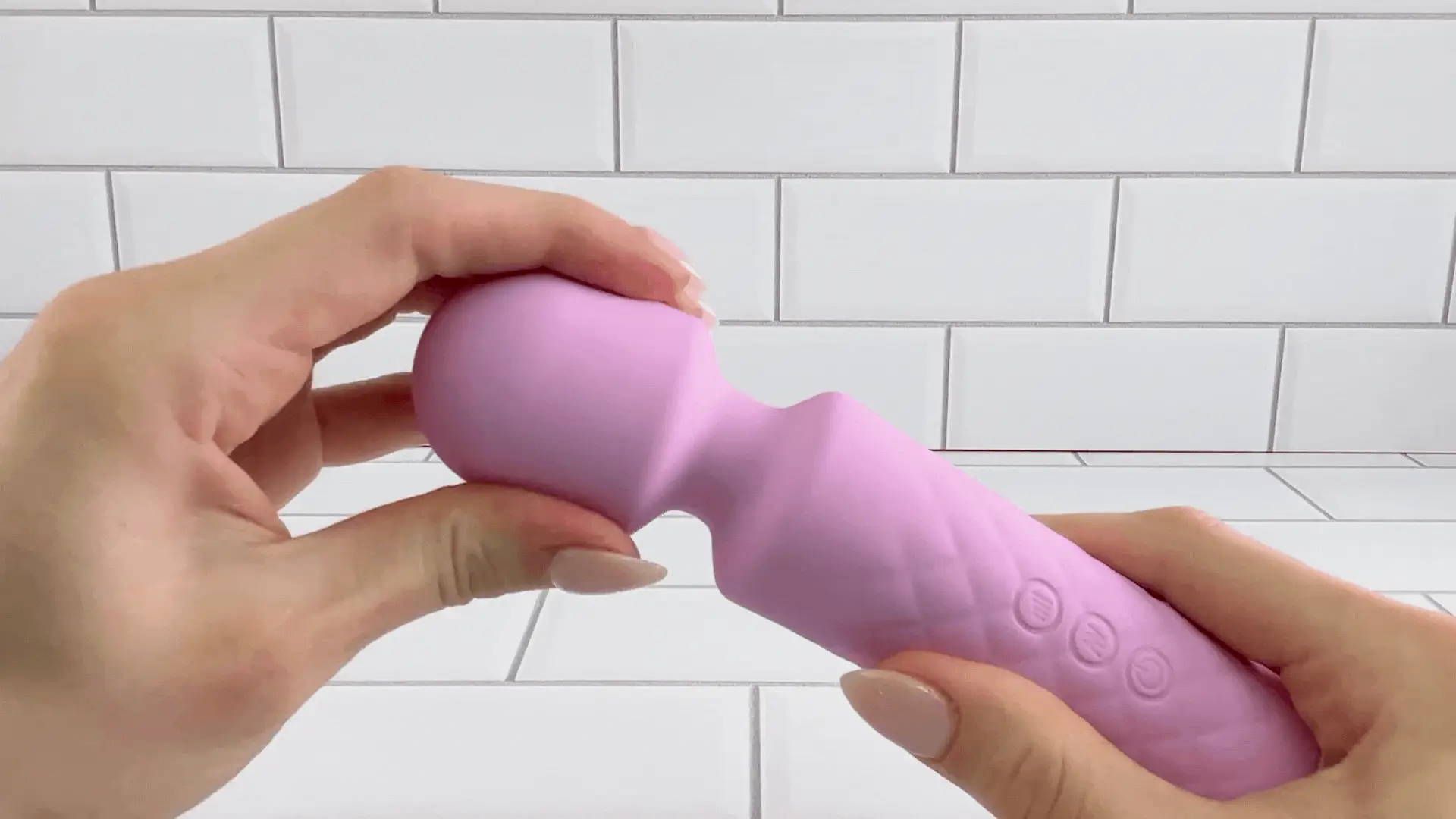 Lust Silicone Rechargeable Wand - Image 6