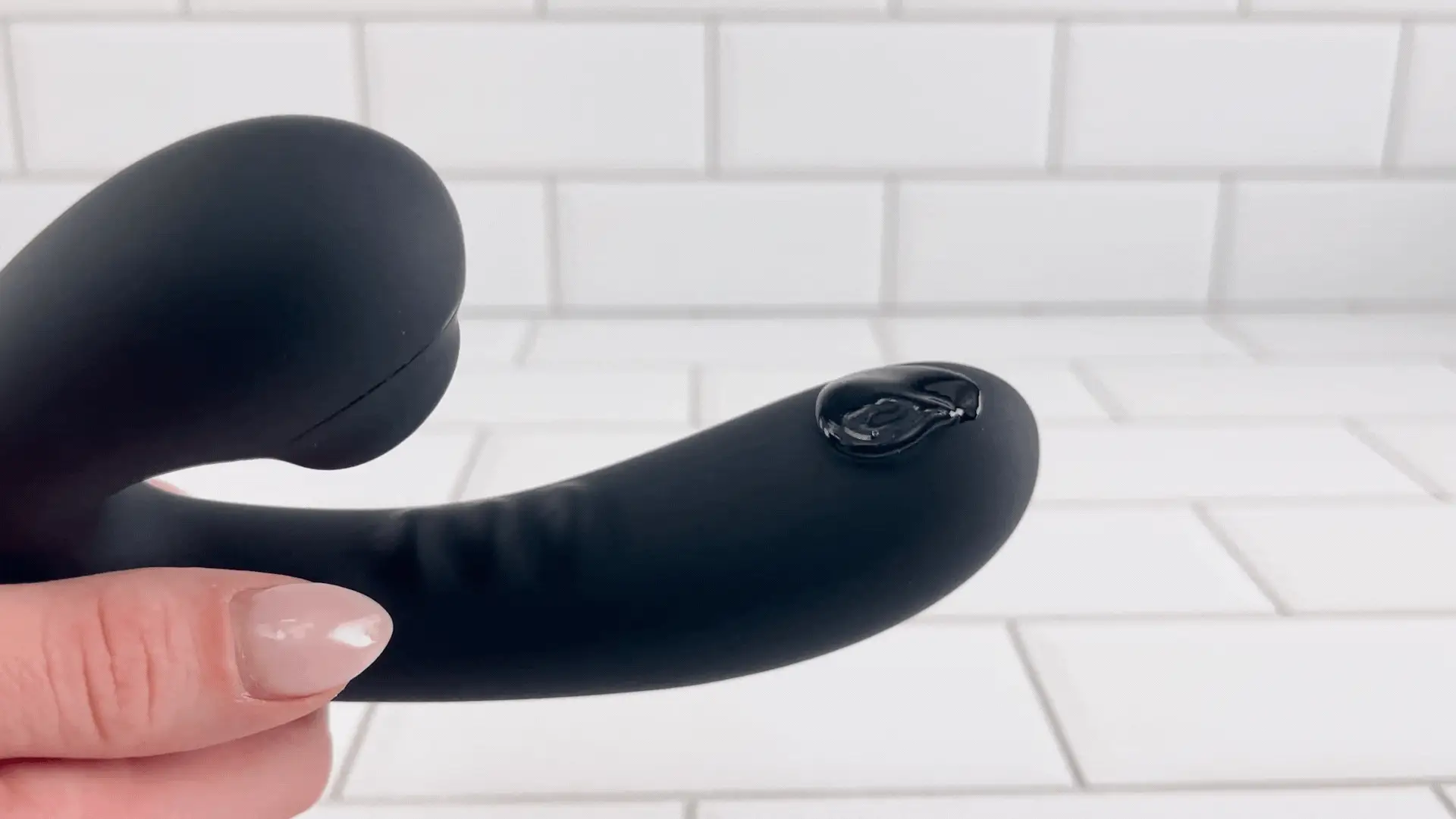 Deep Penetrating Dual-Action Air Pulse Vibrator - G-Spot & A-Spot Stimulation! - Image 6