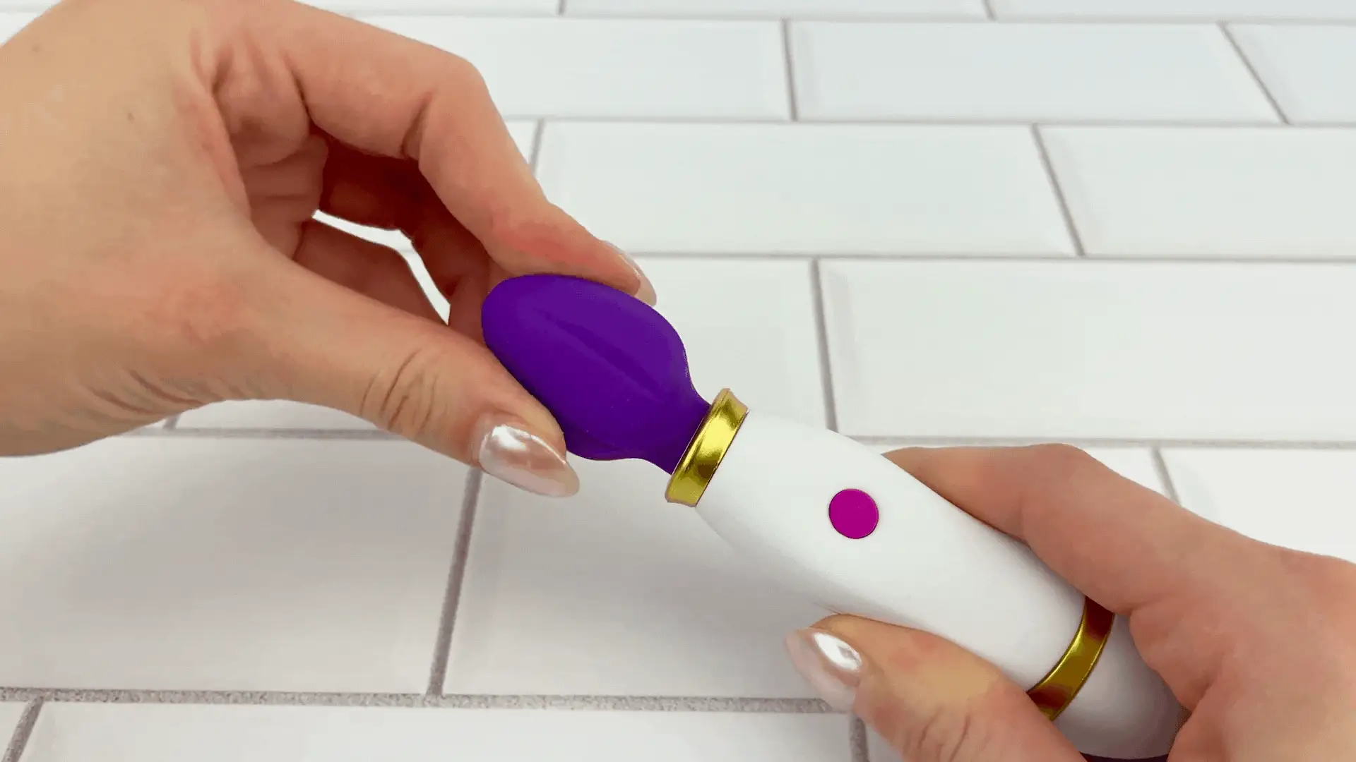 Petite Handheld Clit Wand - Image 2