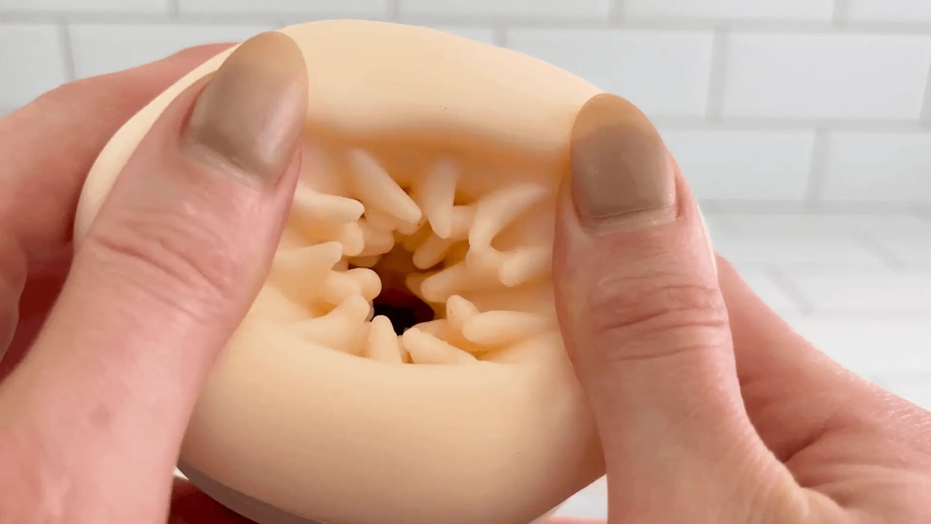 Super Series Pro Auto-Thrusting Masturbator - It Warms and Vibrates! - Image 4