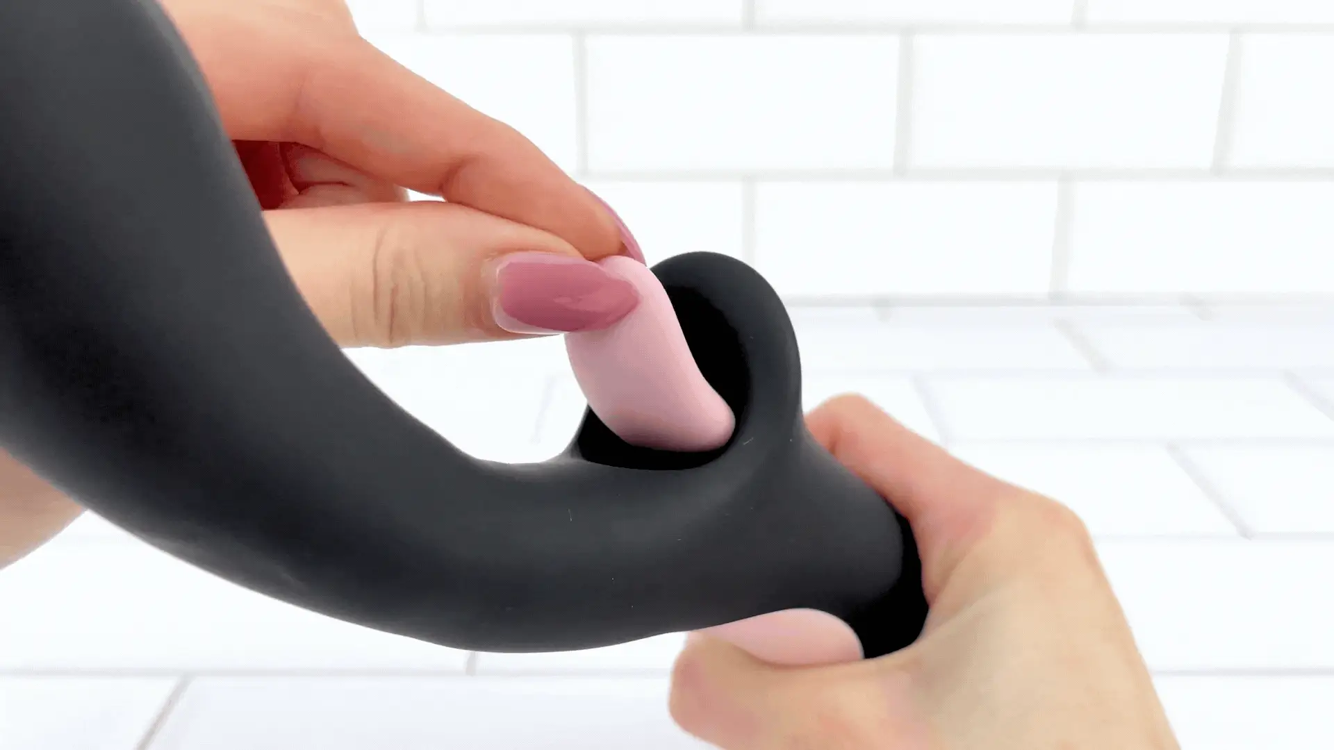 Thumping & Licking Silicone Rabbit - Hits That G-spot While Giving You Oral! - Image 6
