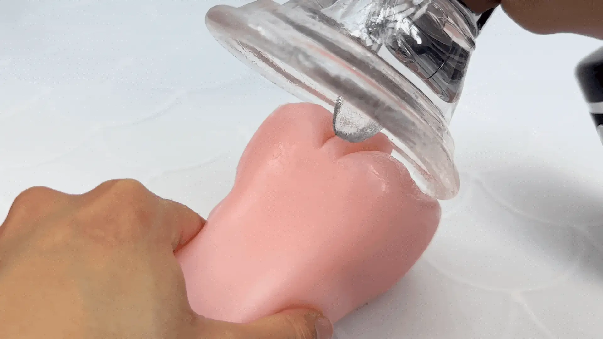 Vibrating Tongue Teaser Clit & Pussy Pump - Image 6