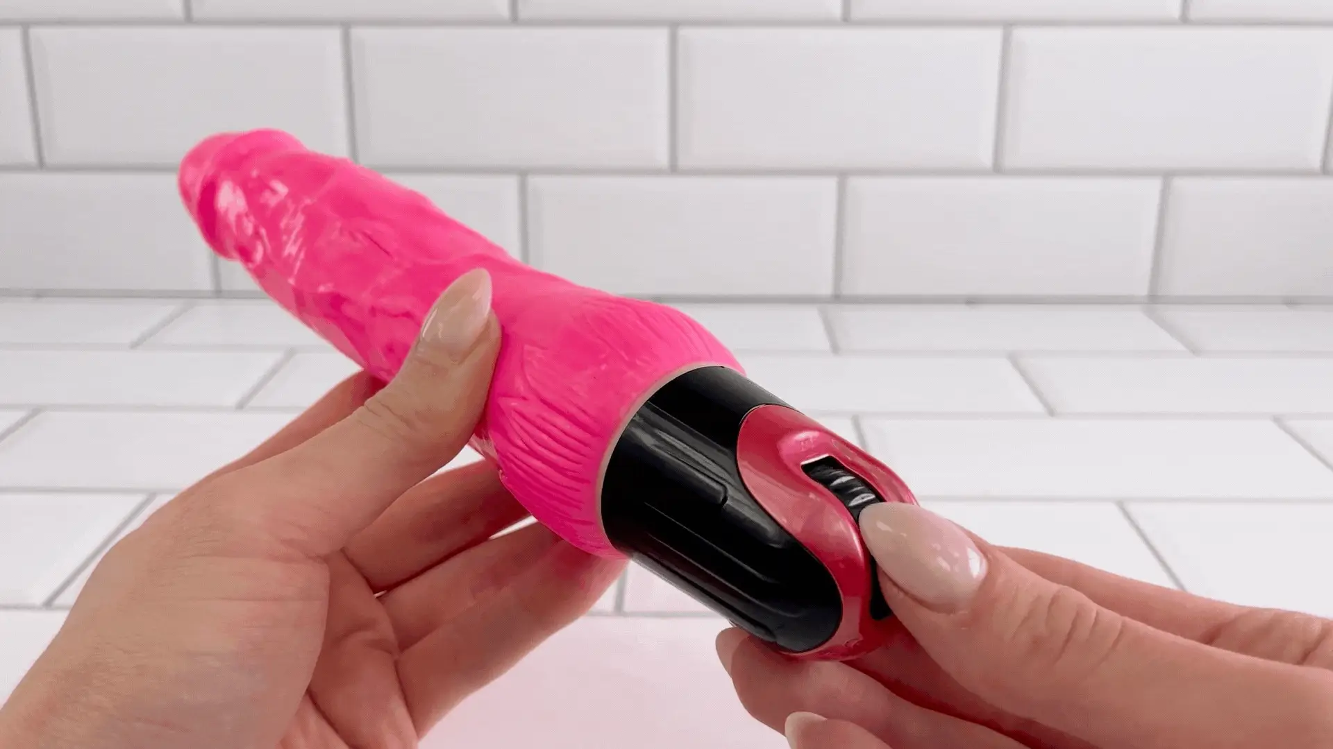 Ultra Veined Realistic Vibrating Dildo - Image 8