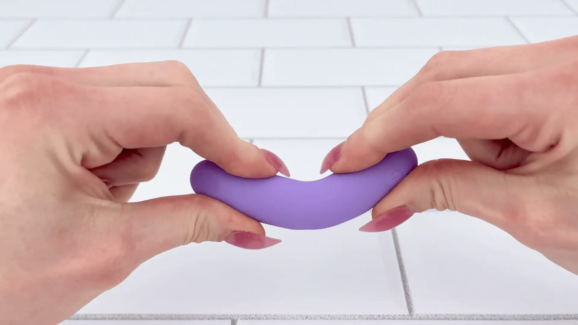 The Lavender Lover Bullet Vibe - 100% Waterproof & Rechargeable! - Image 4