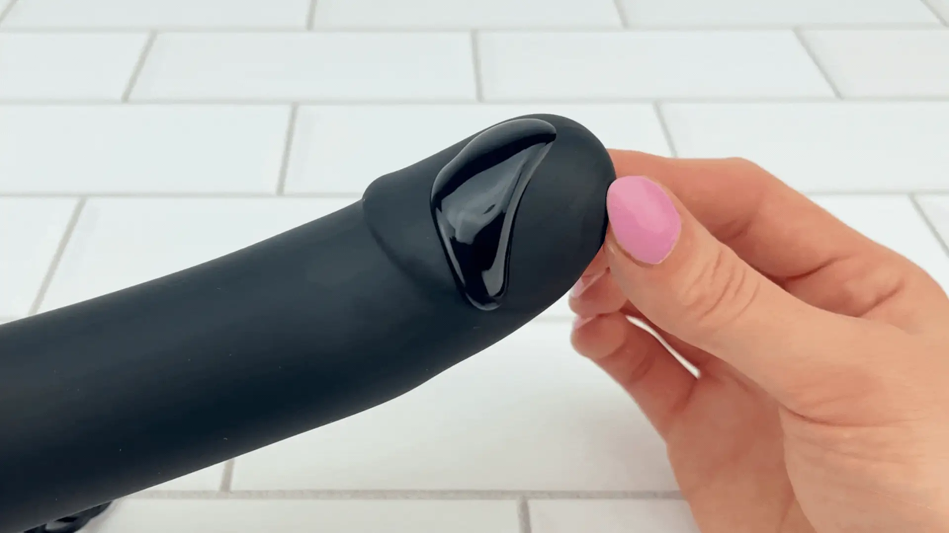 Vibrating Silicone Hollow Strap On - Image 2